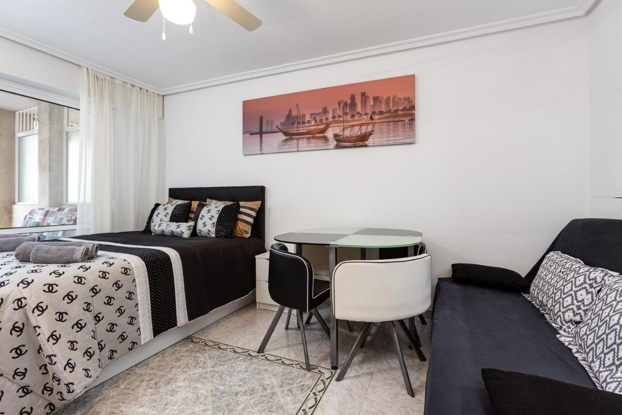 Studio Playa Del Cura Torrevieja Exteriör bild